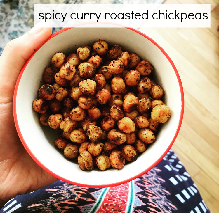 Spicy Curry Roasted Chickpeas