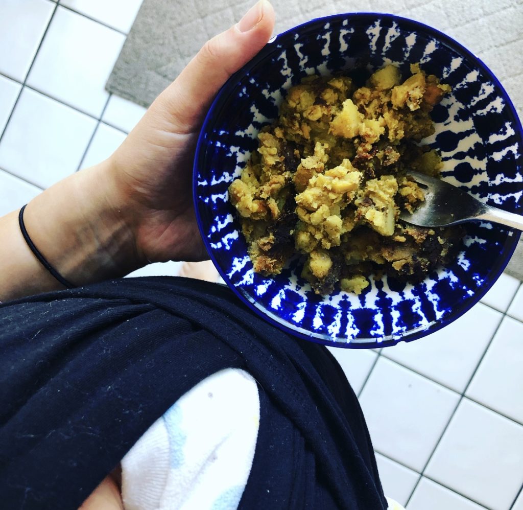 What I Eat As A Nursing Vegan Mom (Postpartum Meal Ideas!)