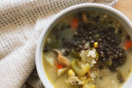 Hearty & Creamy Vegetable & Rice Soup