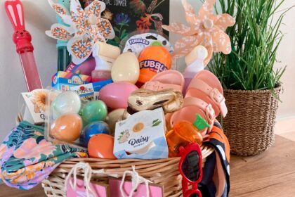 Girls Easter Baskets 2022 (4 & 2)